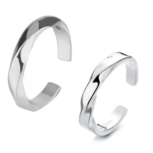 Fashion Simple Geometric Mobius Couple Rings For Men Women Black Silver Color Smooth Adjustable Open Ring Valentine's Day Gift